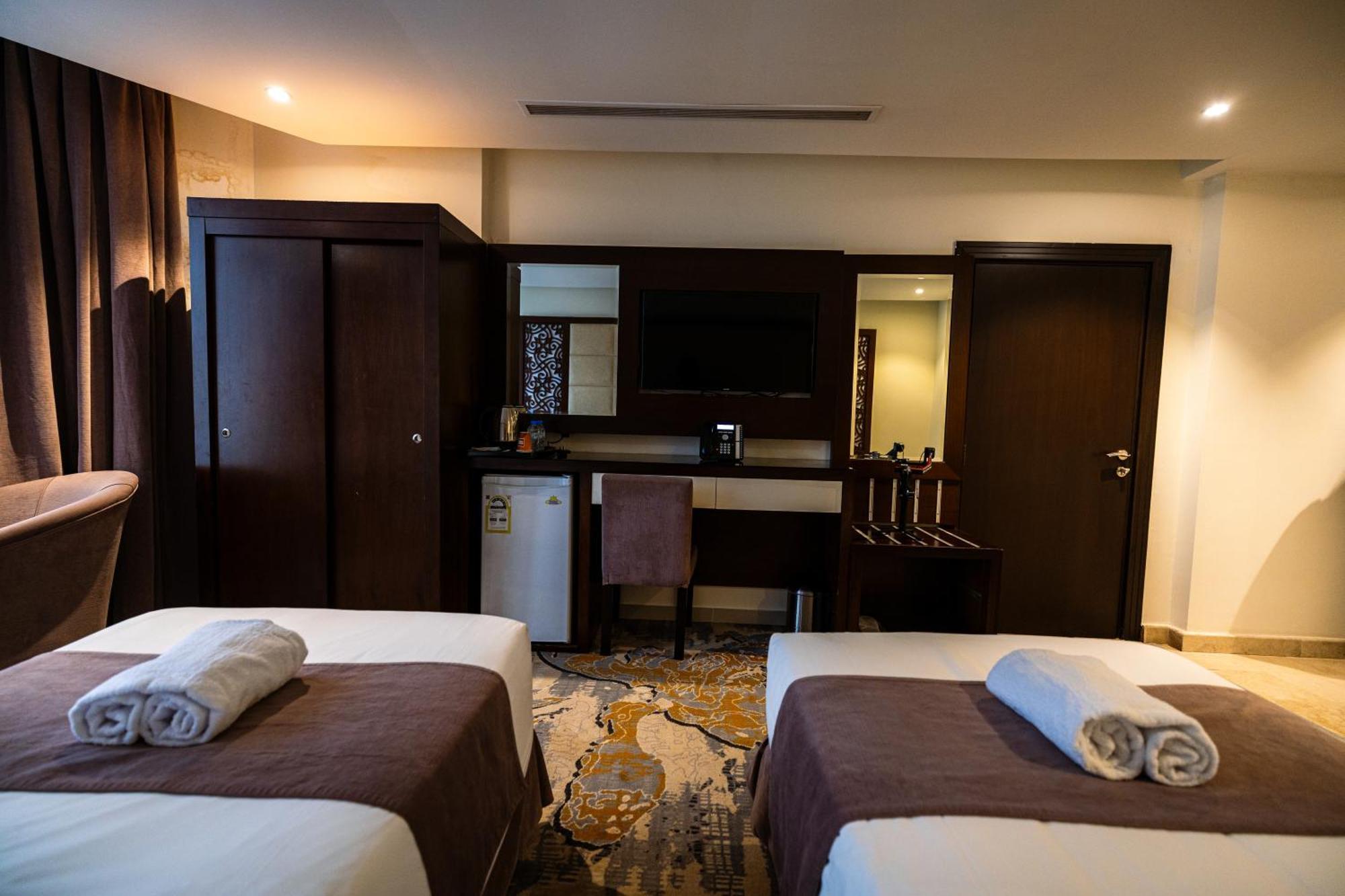 Aster Hotel Jeddah Exterior photo